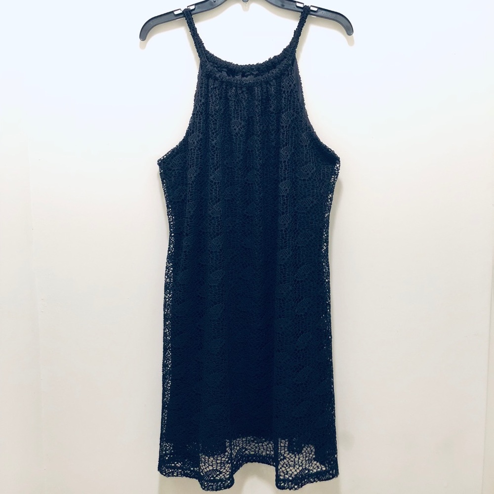 Black Sleeveless Dress